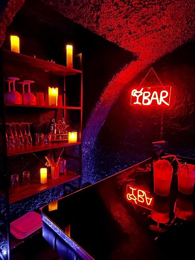 Love Room Suite Dirty Diana Aubagne Ngoại thất bức ảnh